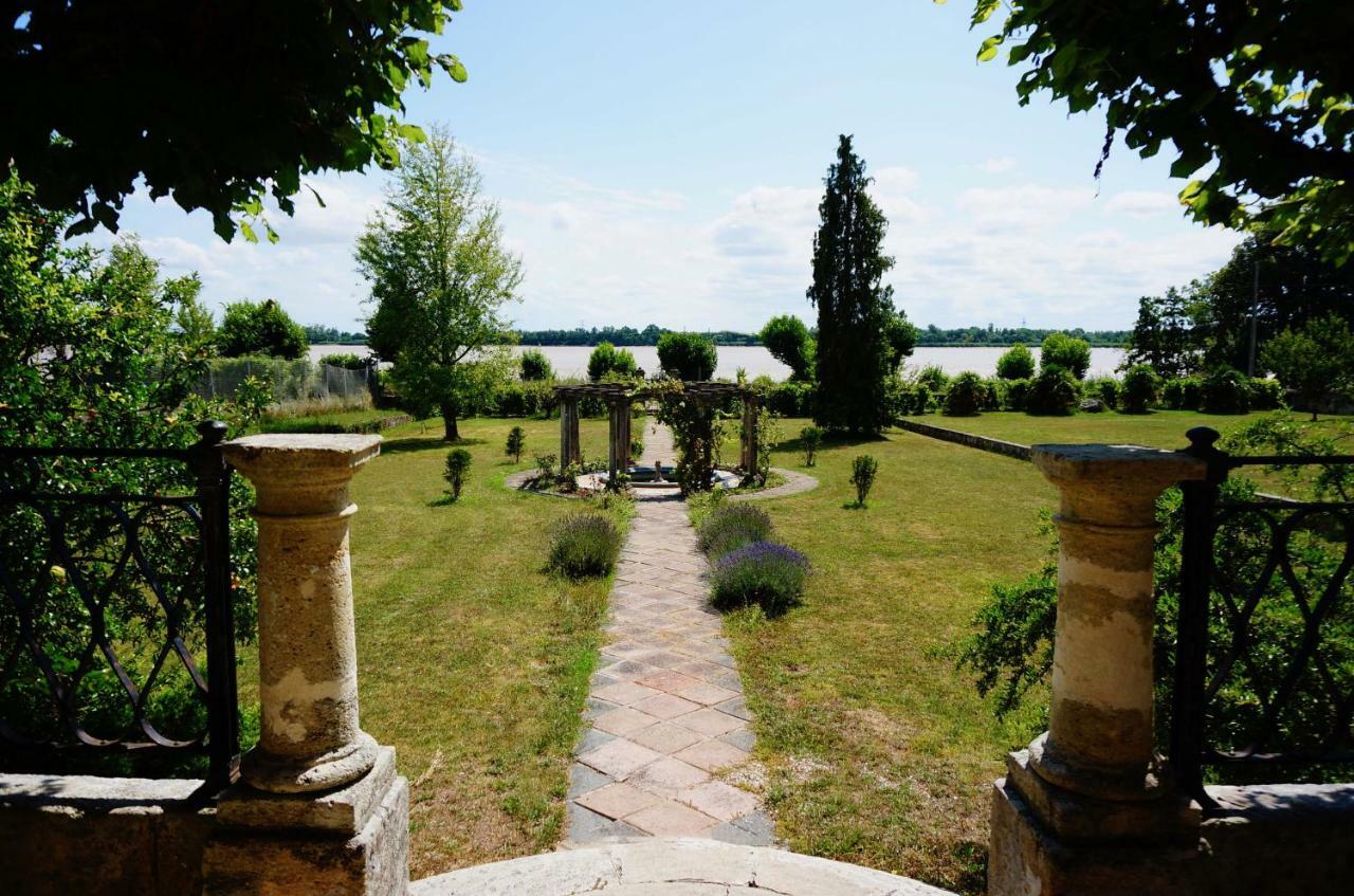 Villa Bacchus Bourg Extérieur photo