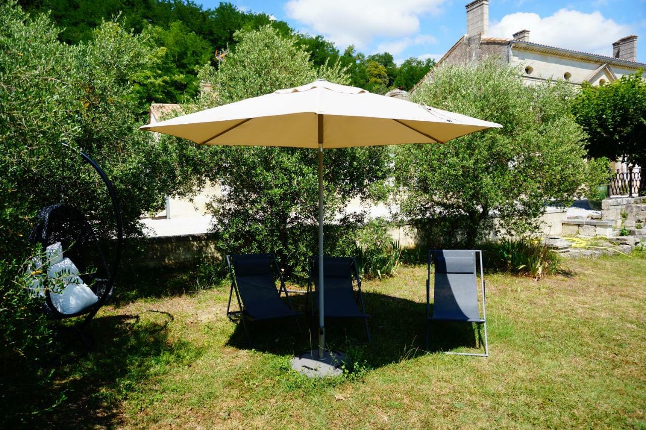 Villa Bacchus Bourg Extérieur photo